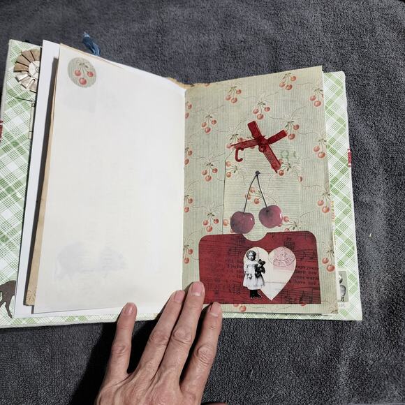 "GATHER" Junk Journal, 10in x 6.5in x 1in, 52pages - Picture 6 of 12